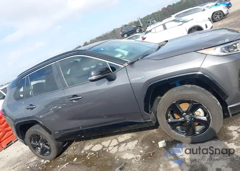 2020 Toyota Rav4 Hybrid Xse z USA, uszkodzony, nr VIN 2T3EWRFV7LW067545